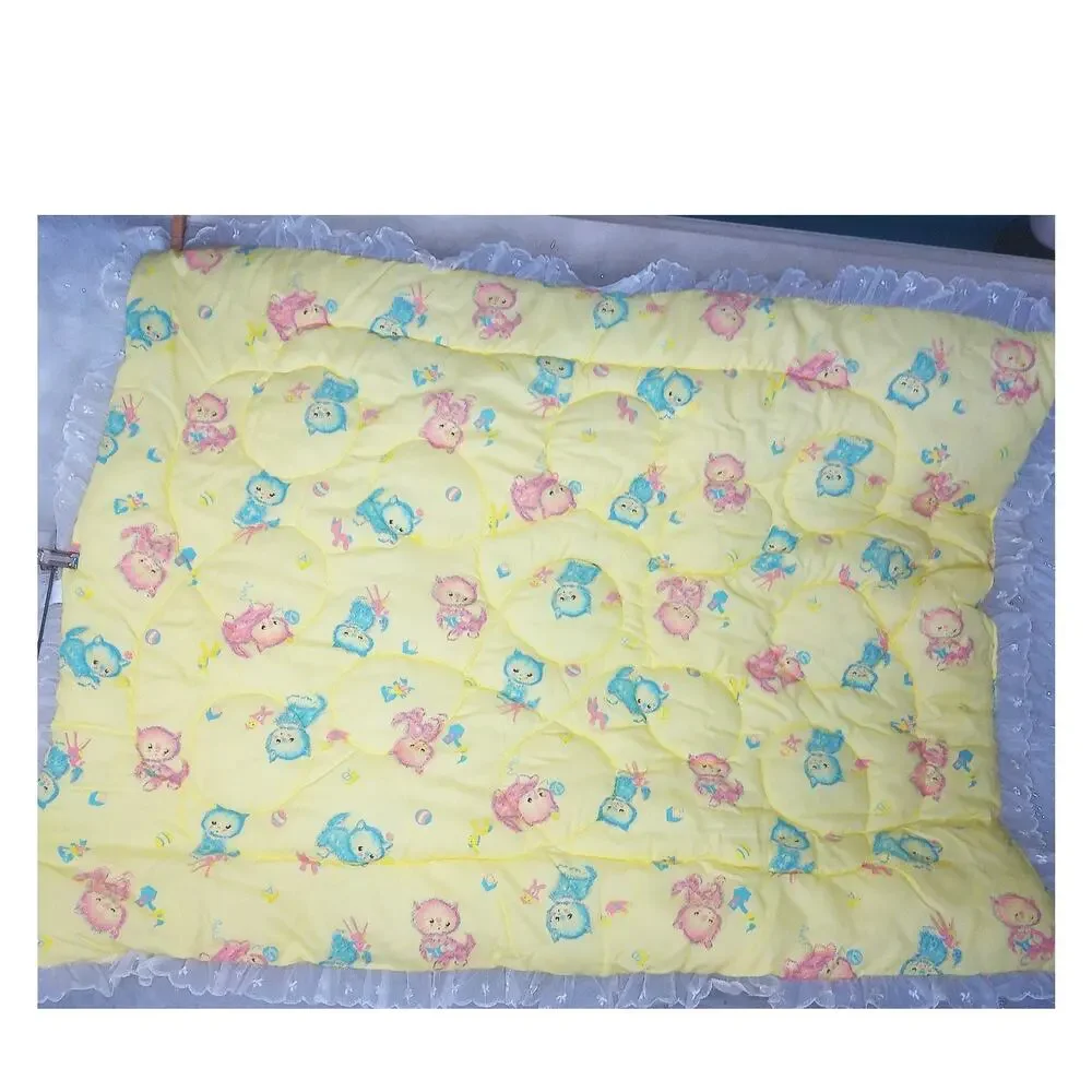 Vintage Standard Mattress Co Baby Quilted Baby Blanket Yellow Ruffle Kittens